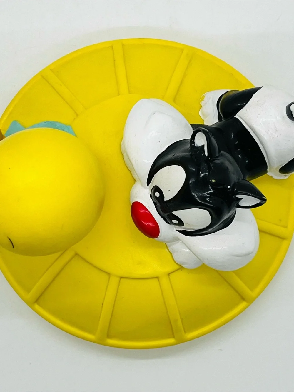 VTG Baby Looney Tunes Sylvester and Tweety 12 Piece Gift Set INCOMPLETE READ